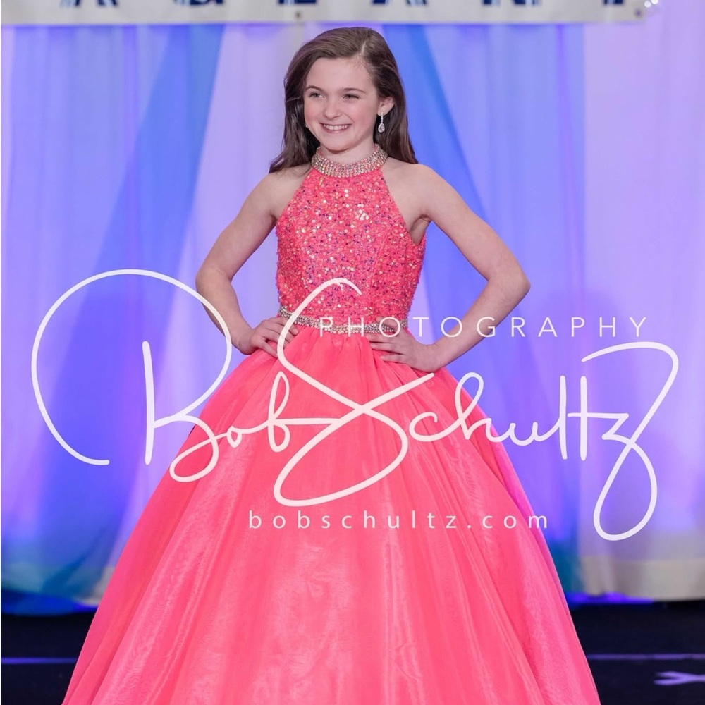 Sequined Pink girls Pageant/formal Dress - Picture 2 of 4